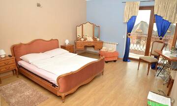 Фото номера Двухместный номер с 1 кроватью и балконом Отель Hotel Heaven г. Chabsko 7