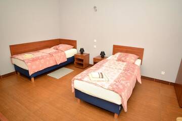 Фото номера Четырехместный номер Отель Hotel Heaven г. Chabsko 4